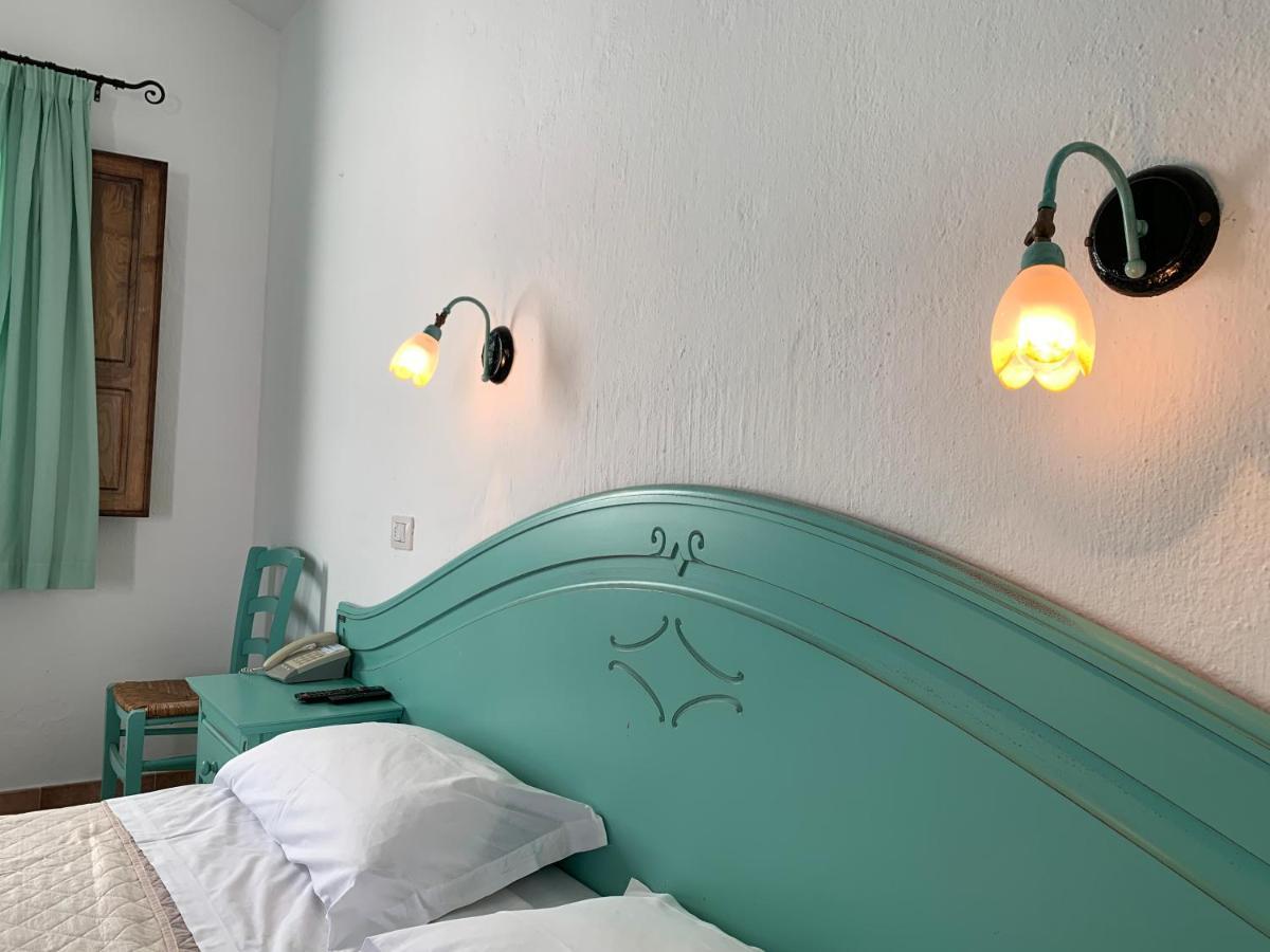 Cort'E Nastasj Otel Tertenìa Dış mekan fotoğraf