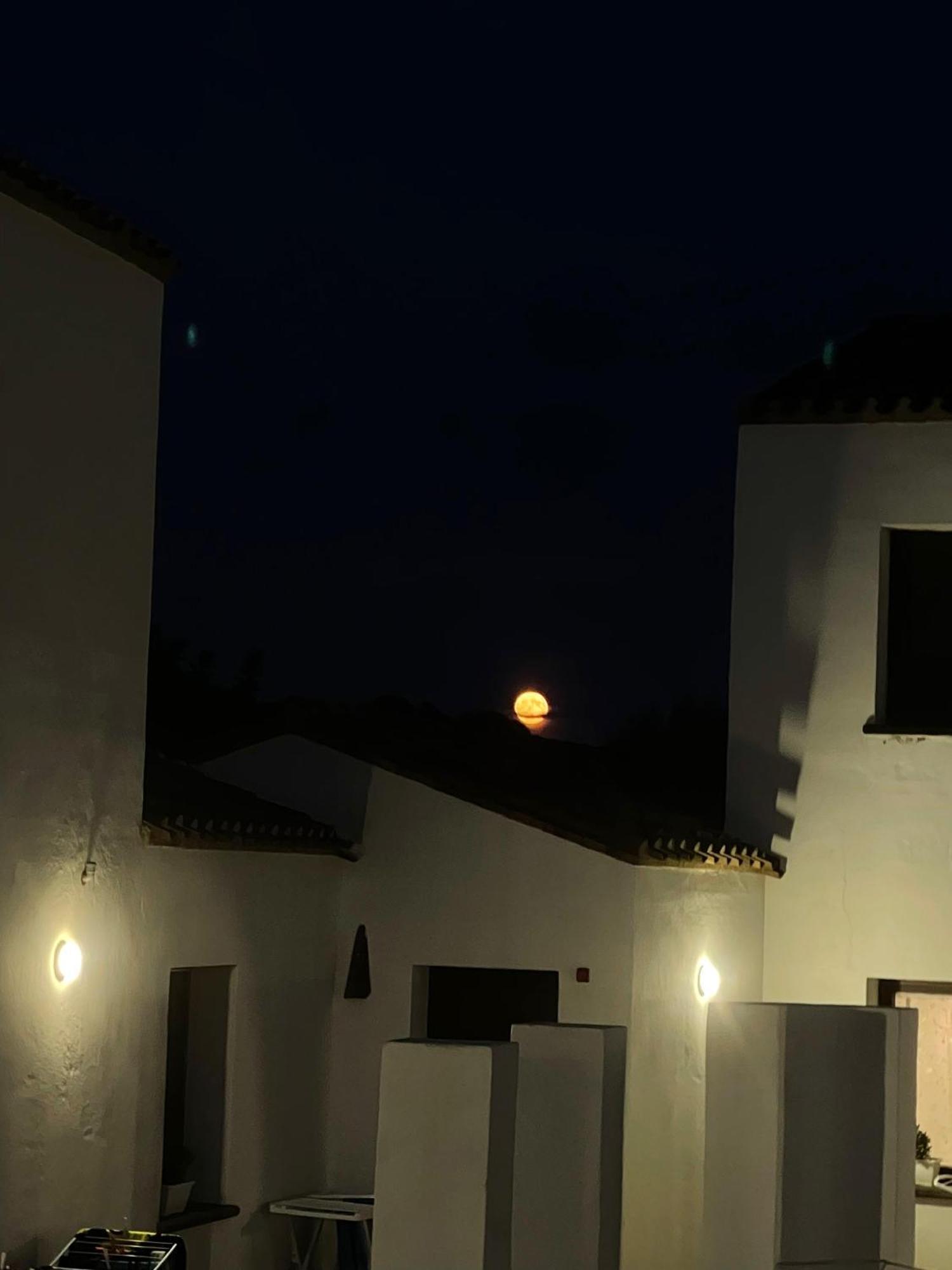 Cort'E Nastasj Otel Tertenìa Dış mekan fotoğraf